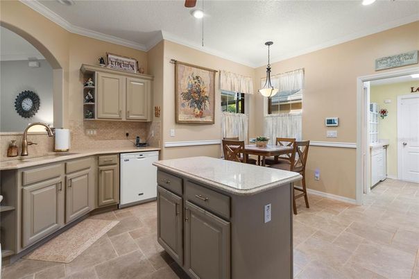 Dining room, Interior, Kitchen, Pendant Lights, Recessed Lighting