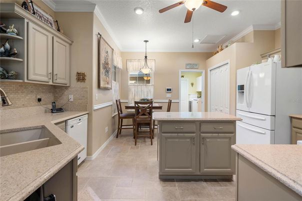 Dining room, Interior, Kitchen, Pendant Lights, Recessed Lighting