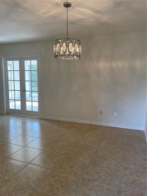Chandelier, Empty room, Interior, Pendant Lights