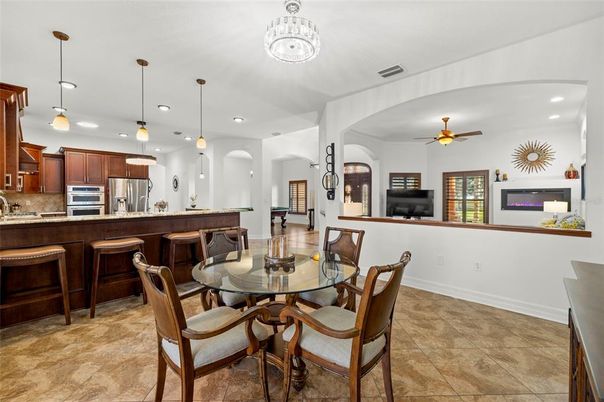 Dining room, Interior, Kitchen, Pendant Lights, Recessed Lighting, Stainless Steel Appliances