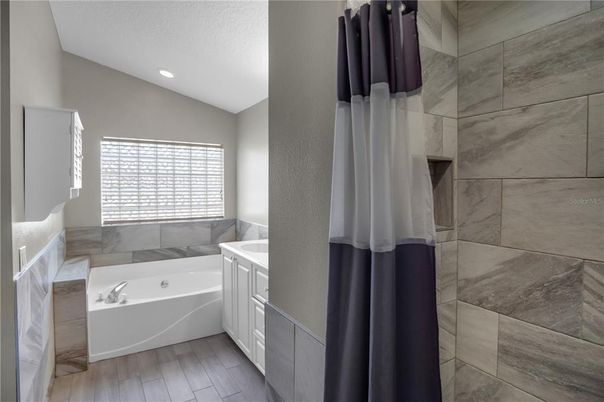 Bathroom, Interior, Recessed Lighting, Wood Texture Flooring