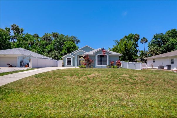 Attached, Backyard, Exterior, Facade, Ranch