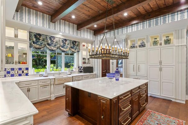 Chandelier, Interior, Kitchen, Pendant Lights, Recessed Lighting, Wooden Beams, Wooden Ceilings, Wood Texture Flooring