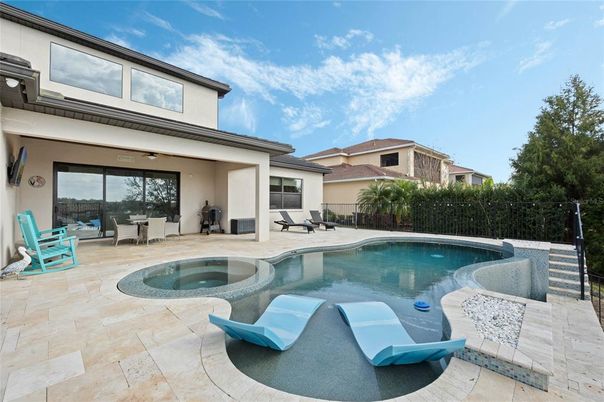 Exterior, Pool