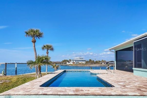 Exterior, Lake, Pool, Water