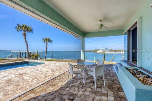 Exterior, Pool, Water