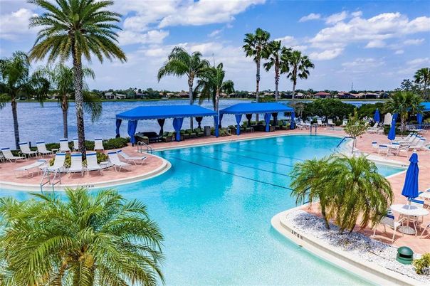 Exterior, Pool, Water