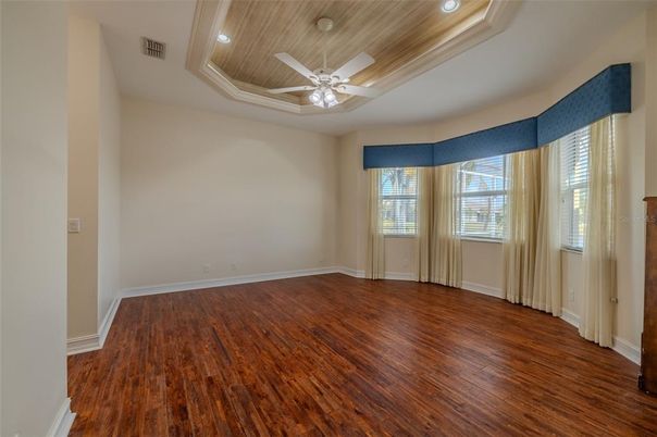 Empty room, Interior, Recessed Lighting, Wood Texture Flooring