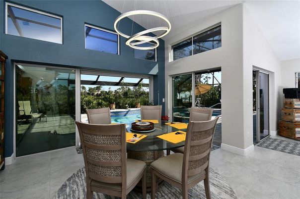 Dining room, Interior, Pendant Lights