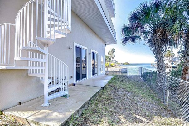 Backyard, Exterior, Water