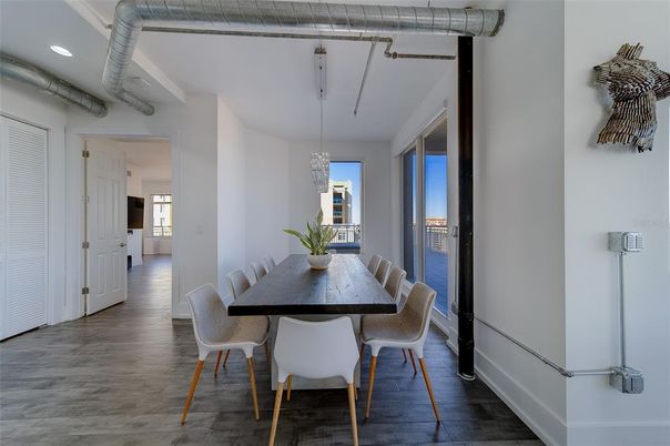 Chandelier, Dining room, Interior, Recessed Lighting, Wood Texture Flooring