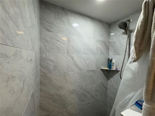 Bathroom, Interior, Marble Walls, Recessed Lighting