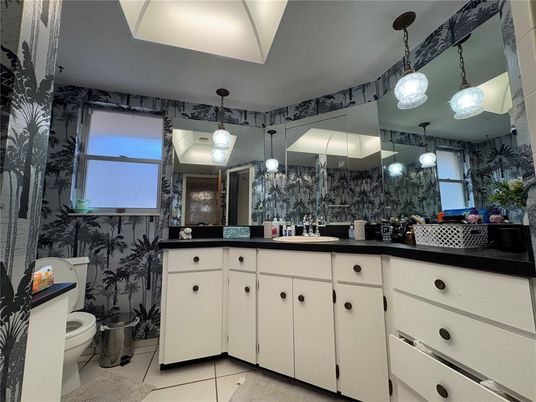 Bathroom, Interior, Pendant Lights