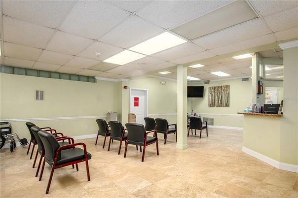 Dining room, Interior, Recessed Lighting