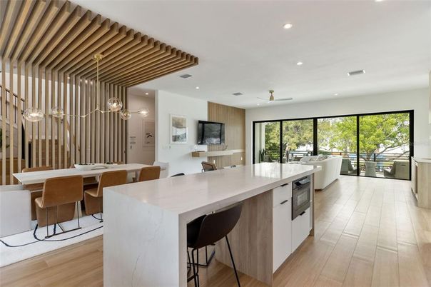 Dining room, Interior, Kitchen, Pendant Lights, Recessed Lighting, Wood Texture Flooring