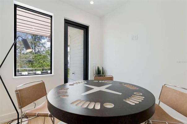 Dining room, Interior, Recessed Lighting