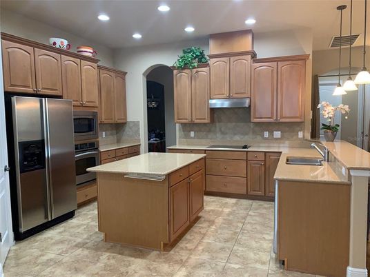 Interior, Kitchen, Pendant Lights, Recessed Lighting, Stainless Steel Appliances