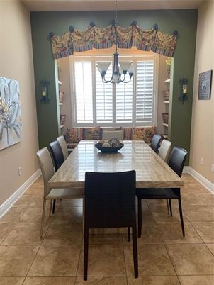 Chandelier, Dining room, Interior