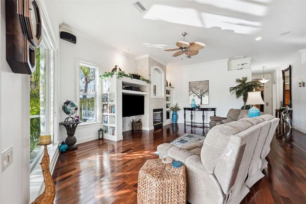 Fireplace, Interior, Living room, Pendant Lights, Recessed Lighting, Wood Texture Flooring