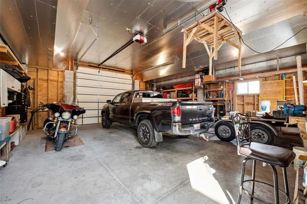 Garage, Interior