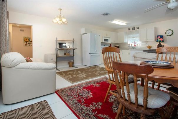 Chandelier, Dining room, Interior, Kitchen