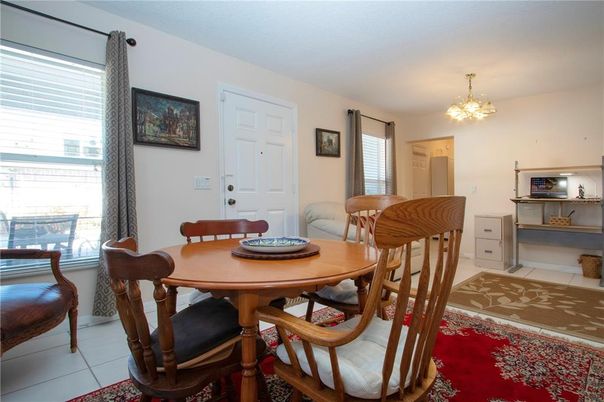 Chandelier, Dining room, Interior