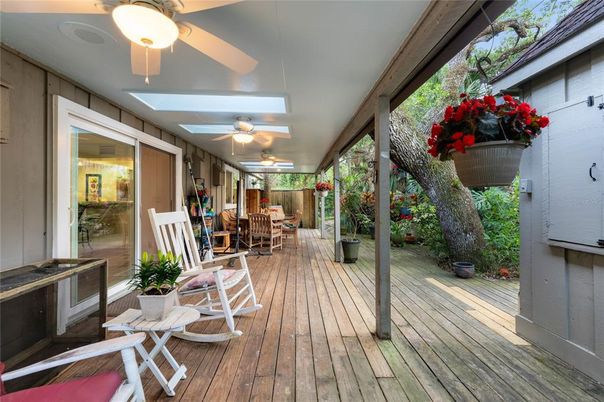 Exterior, Wood Texture Flooring