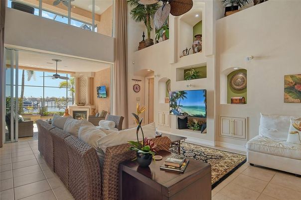 Fireplace, Interior, Living room, Recessed Lighting