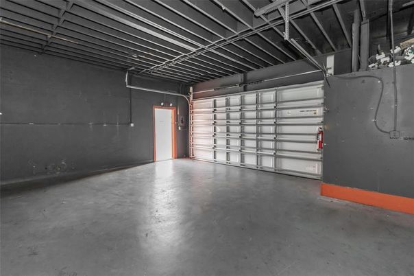 Garage, Interior