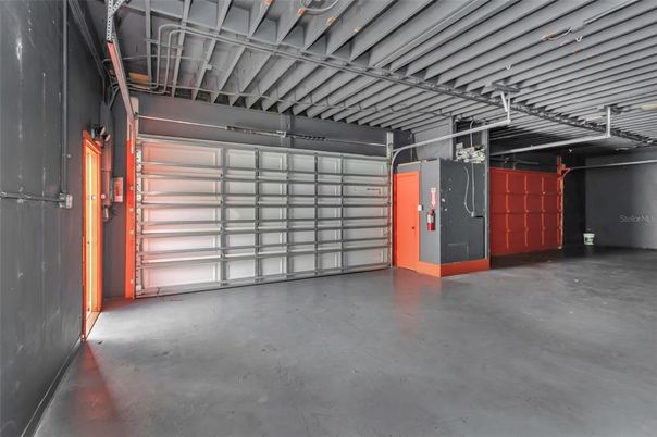 Garage, Interior