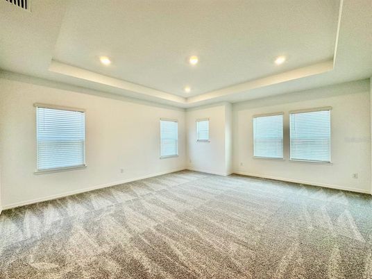 Empty room, Interior, Recessed Lighting