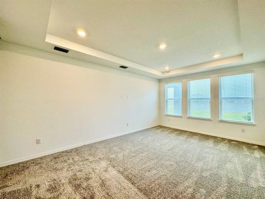 Empty room, Interior, Recessed Lighting