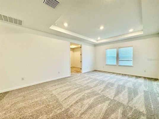 Empty room, Interior, Recessed Lighting