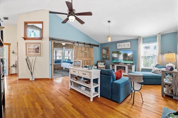 Interior, Kitchen, Living room, Pendant Lights, Wood Texture Flooring