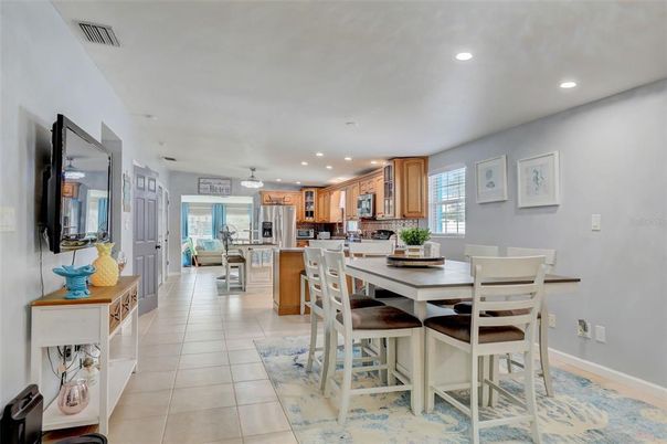 Dining room, Interior, Kitchen, Pendant Lights, Recessed Lighting