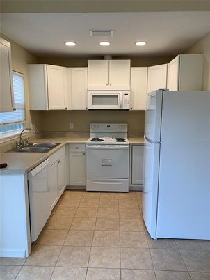 Interior, Kitchen, Recessed Lighting