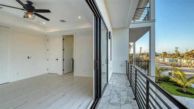 Interior, Marble, Recessed Lighting