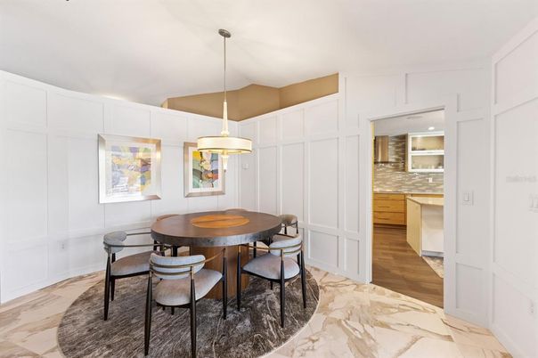 Dining room, Interior, Kitchen, Marble, Pendant Lights