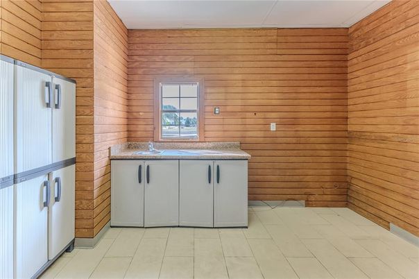 Empty room, Interior, Wood Texture Flooring, Wooden Walls