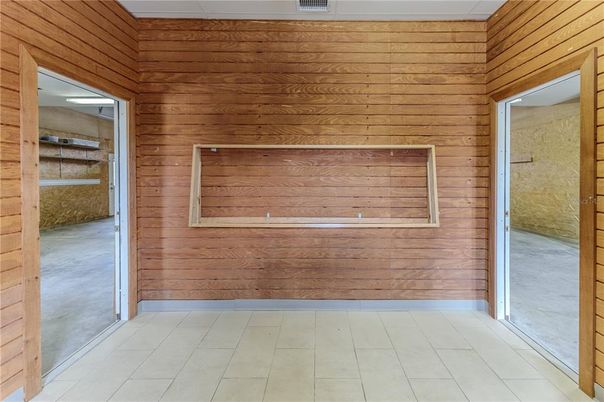 Empty room, Interior, Wood Texture Flooring, Wooden Walls