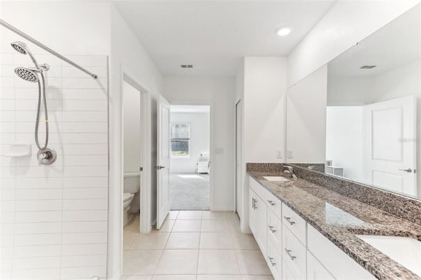 Bathroom, Dual Sink Vanities, Interior, Recessed Lighting
