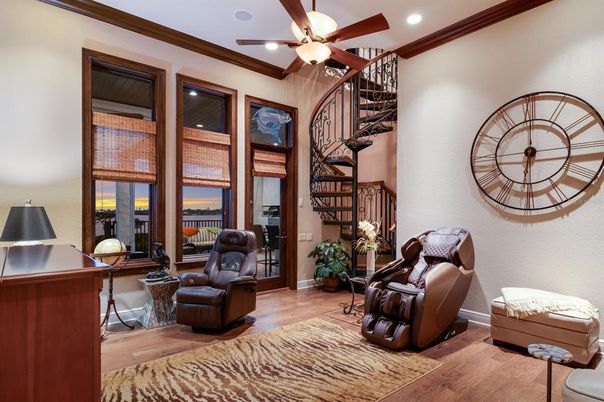 Home Office, Interior, Recessed Lighting, Wood Texture Flooring