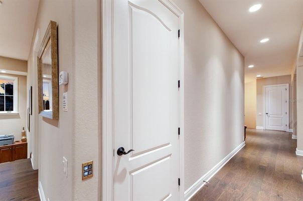 Interior, Recessed Lighting, Wood Texture Flooring
