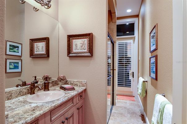 Bathroom, Interior, Recessed Lighting
