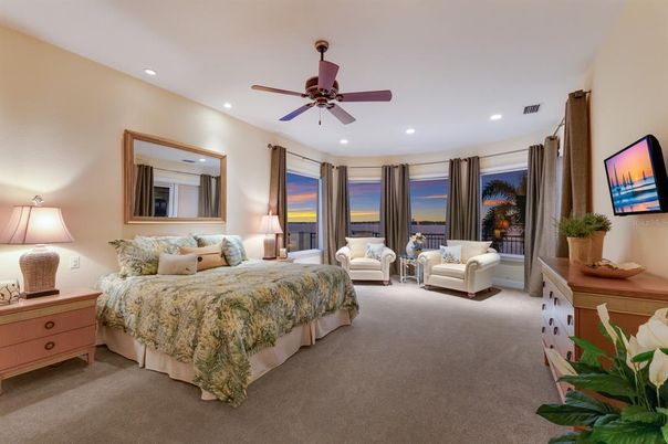 Bedroom, Interior, Recessed Lighting