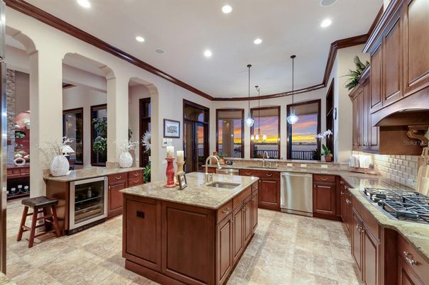Interior, Kitchen, Pendant Lights, Recessed Lighting, Stainless Steel Appliances