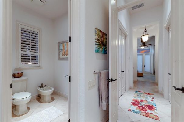 Bathroom, Interior, Pendant Lights