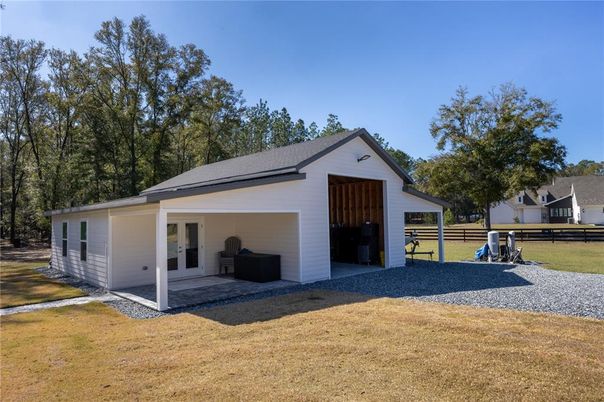 Backyard, Exterior