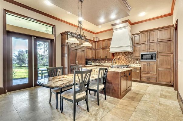 Dining room, Interior, Kitchen, Pendant Lights, Recessed Lighting