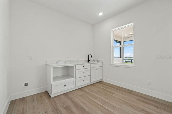Interior, Recessed Lighting, Wood Texture Flooring